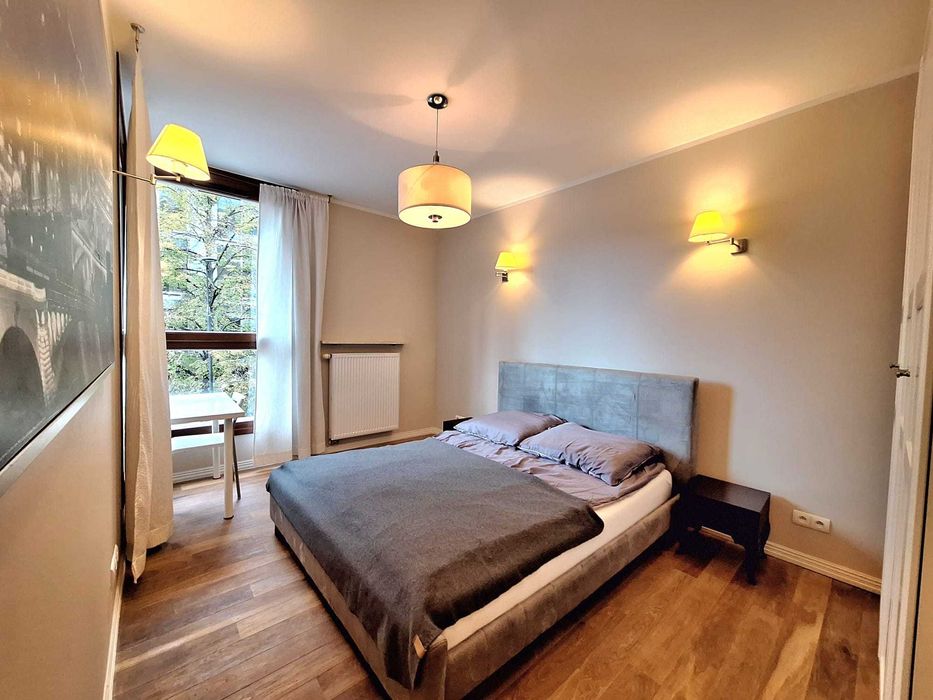 Browary Warszawskie ul. Chłodna 48 (Apartamentowiec Meridian ) 2 pok