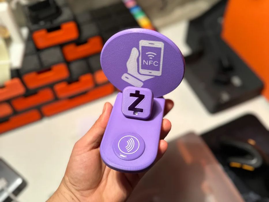 Suporte com Sensor NFC (Zelle Logo)