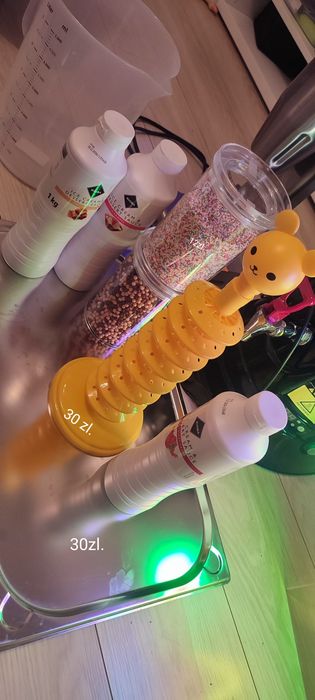 Sprzęt i wyposażenie kawiarni:

Mikser do shake’ów

Zlew gastronomiczn