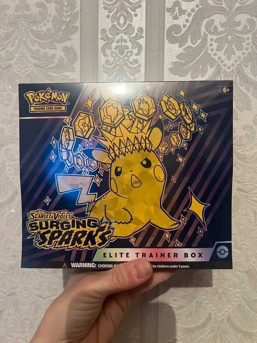 Pokemon Elite trainer Box Surging sparks nova e selada