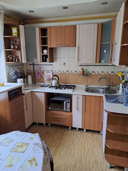 Оренда 2 кімнатної квартири по вул. Чарівна р-н. Апельмону, ЦДЮТ