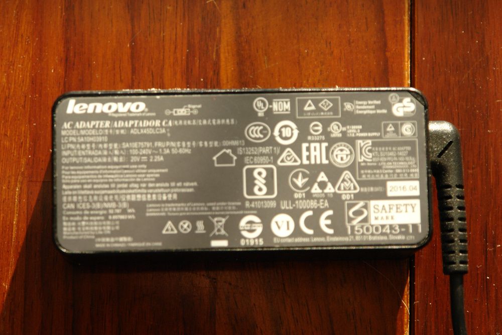 oryginalny zasilacz do notebooka LENOVO 45W