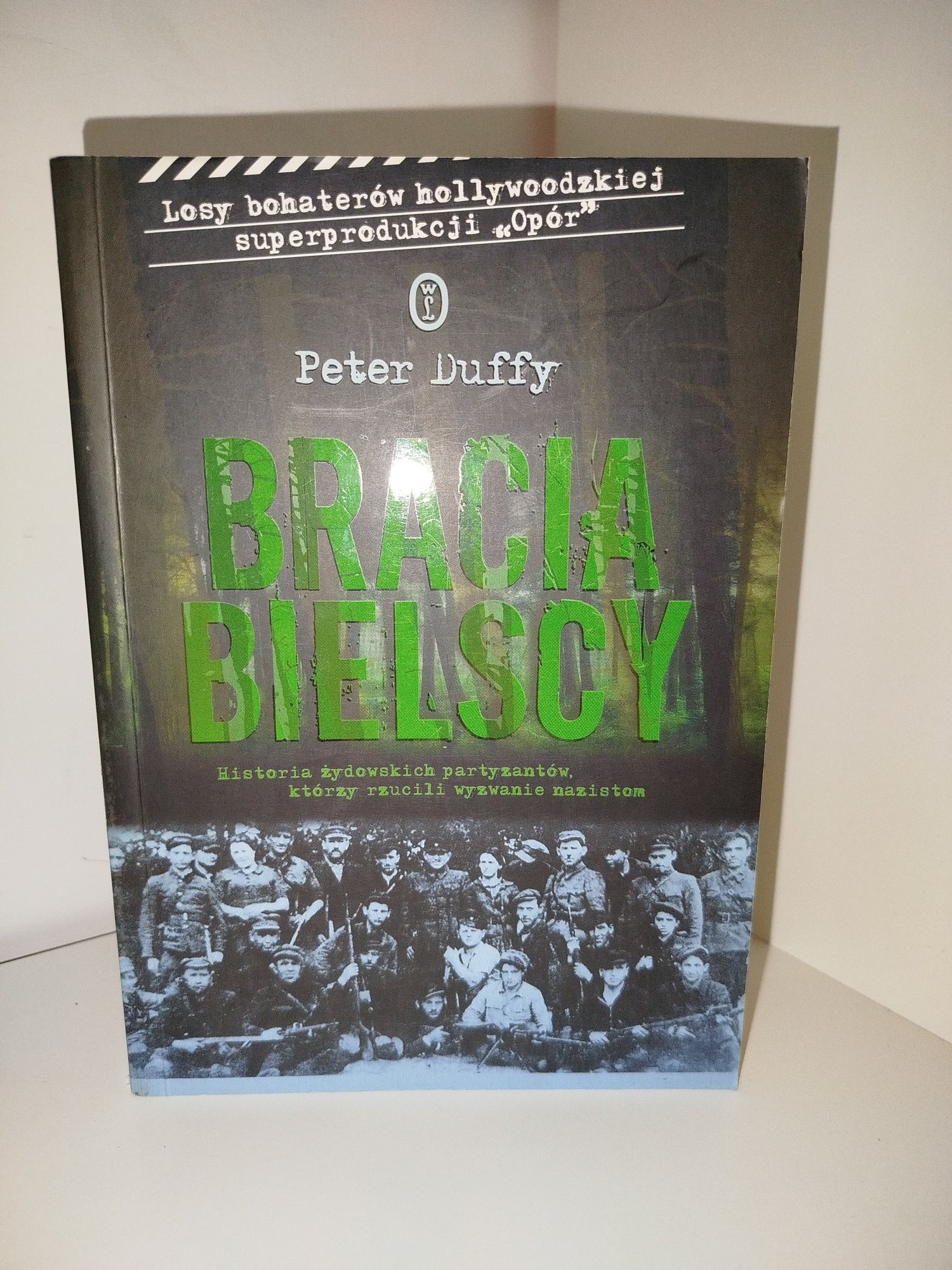 Bracia Bielscy. Peter Duffy, książka historyczna