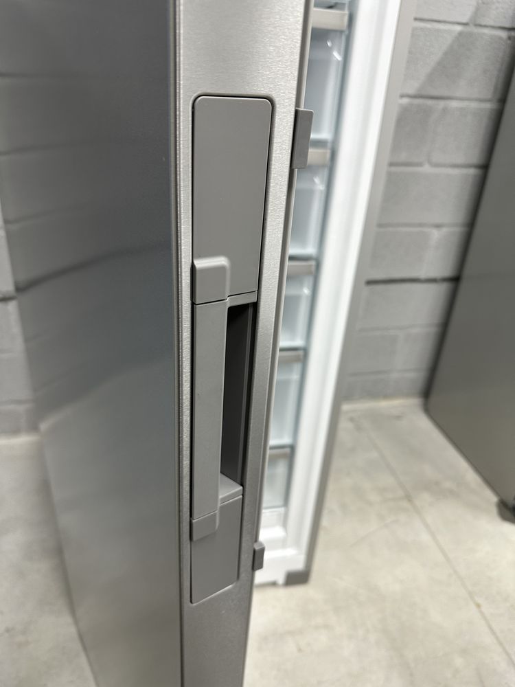 Виставка!Морозильна камера Miele FNS 4882