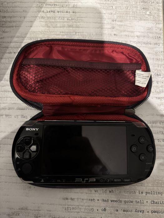 PSP3004 lekko używane