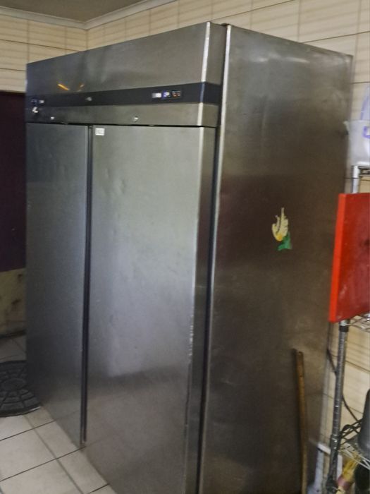 Холодильник2хКамернийпрофесійний Ресторан,Кафе,США"CustomCool"CCR 1400