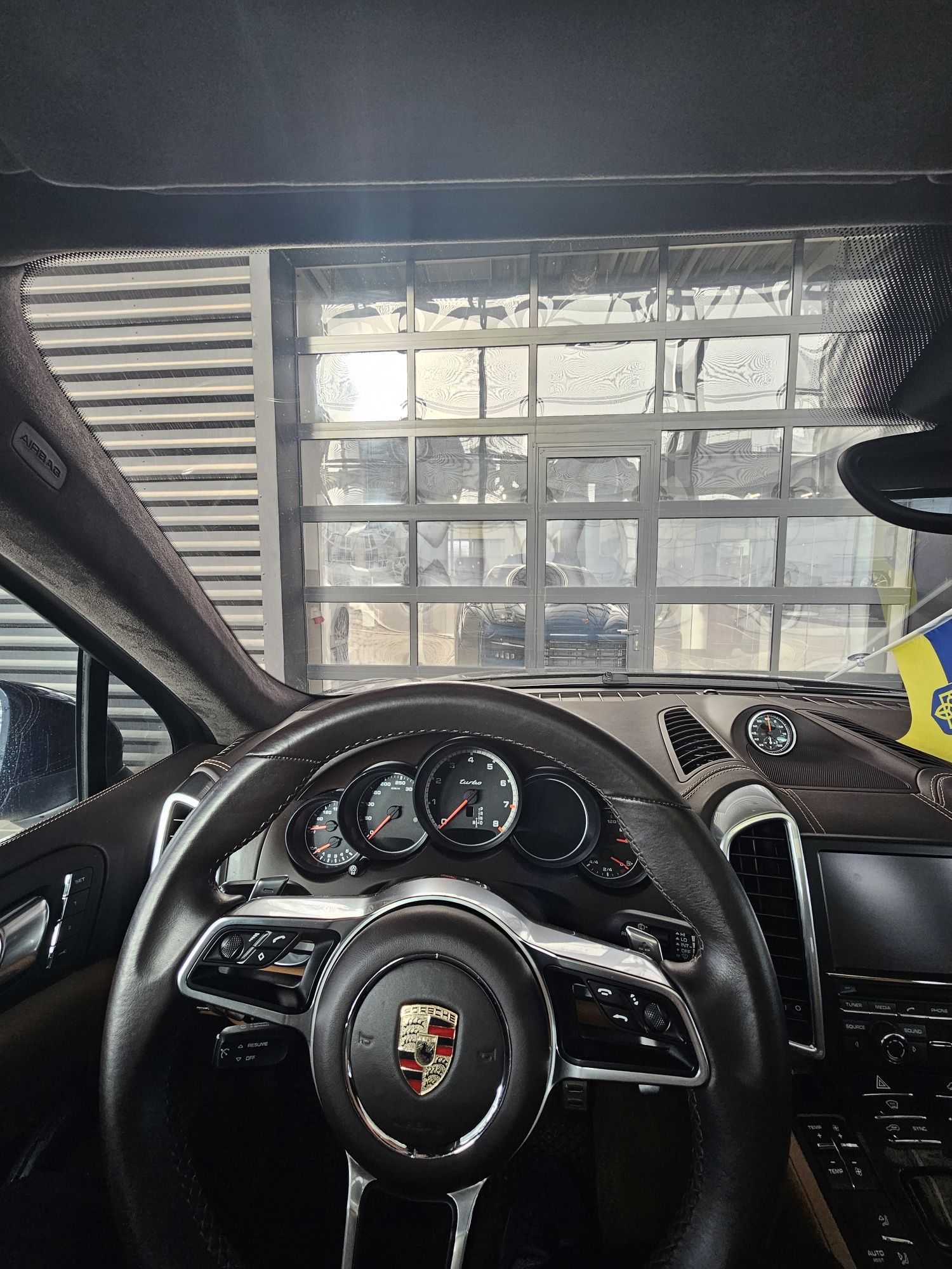Porshe cayenne 4.8 Turbo 2015