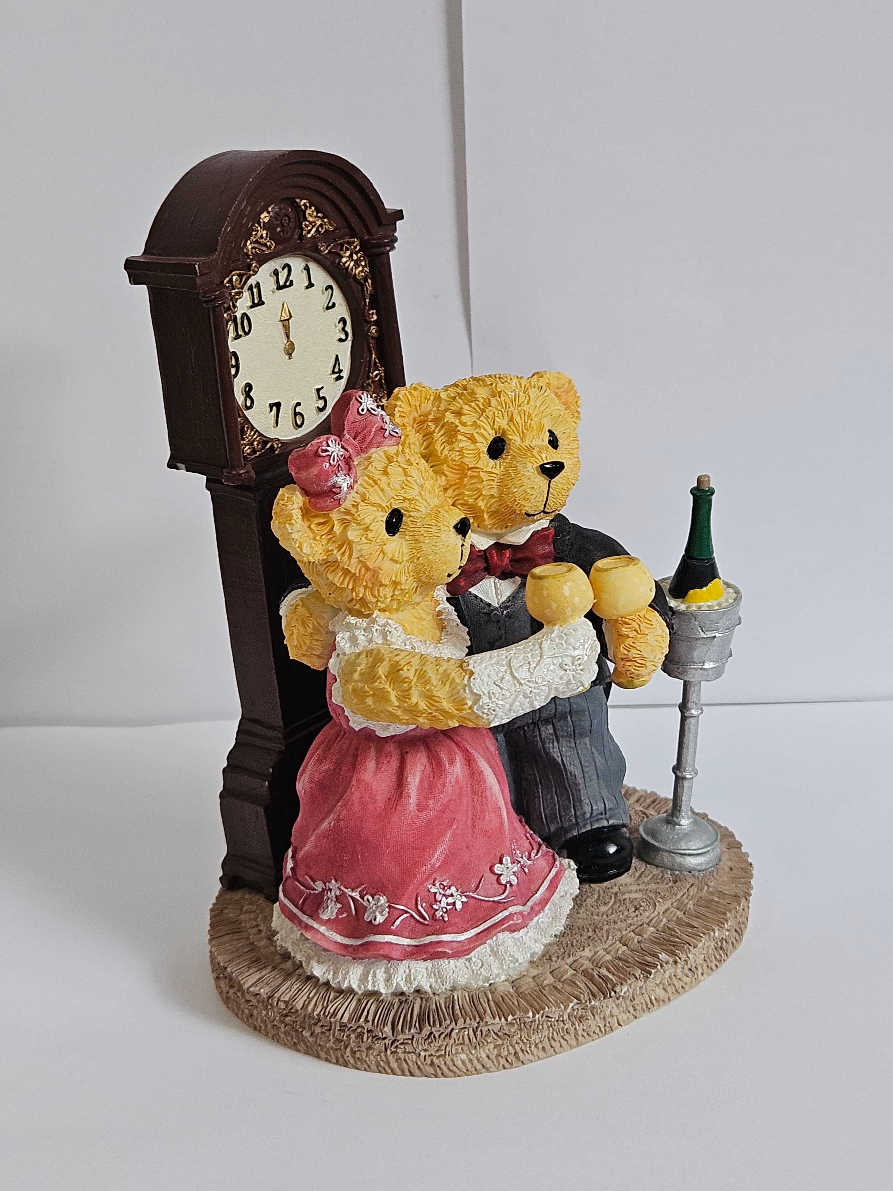 Świętujące misie Lovable Teddies By Avon