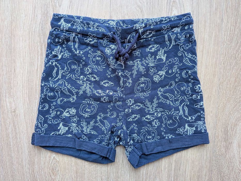 Krótkie spodenki, spodnie, rozmiar 92