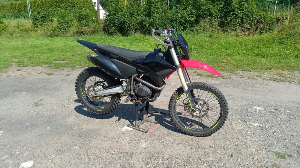 Cross Asix 250rr