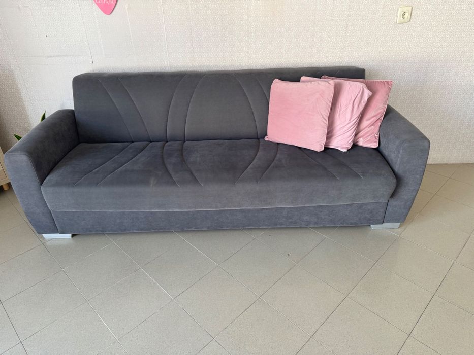 Sofá cama cinzento