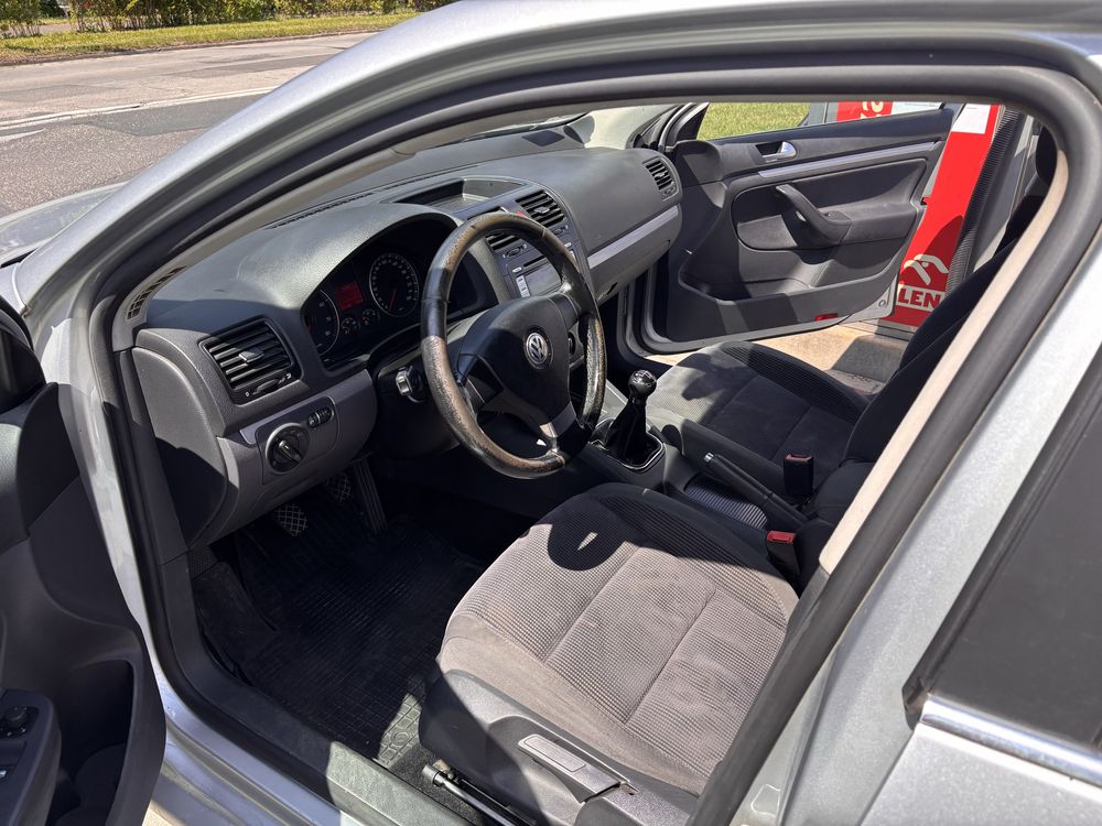 VW GOLF 5 Variant 1.6 + LPG