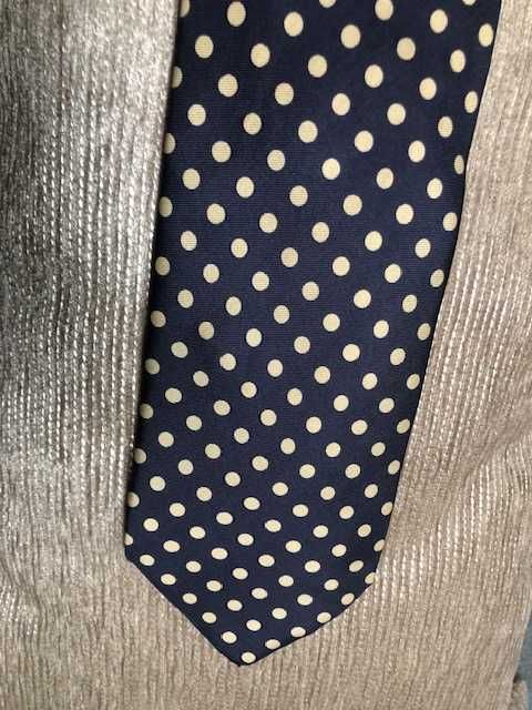 Gravata azul com bolas brancas 100% seda, marca Yves Saint Laurent