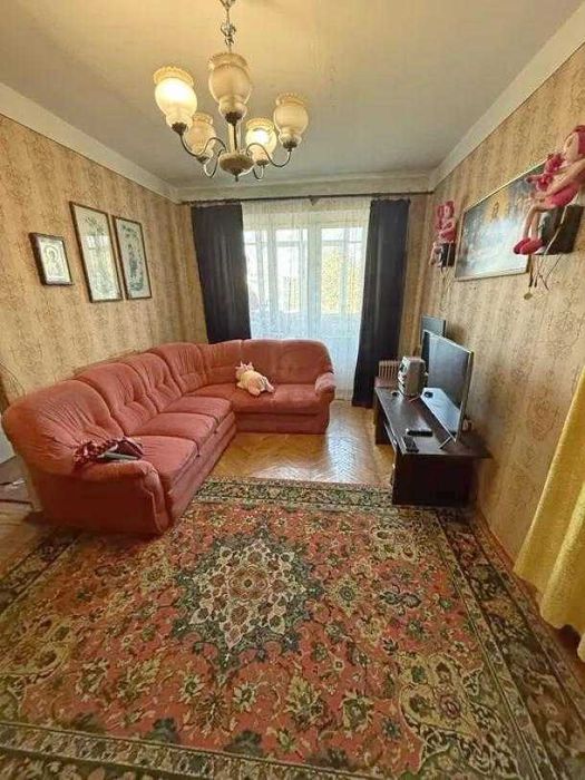 Продам 2к. кв. в центре ХТЗ (район с/м Роста)!