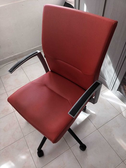 Cadeira de Escritorio em bom estado