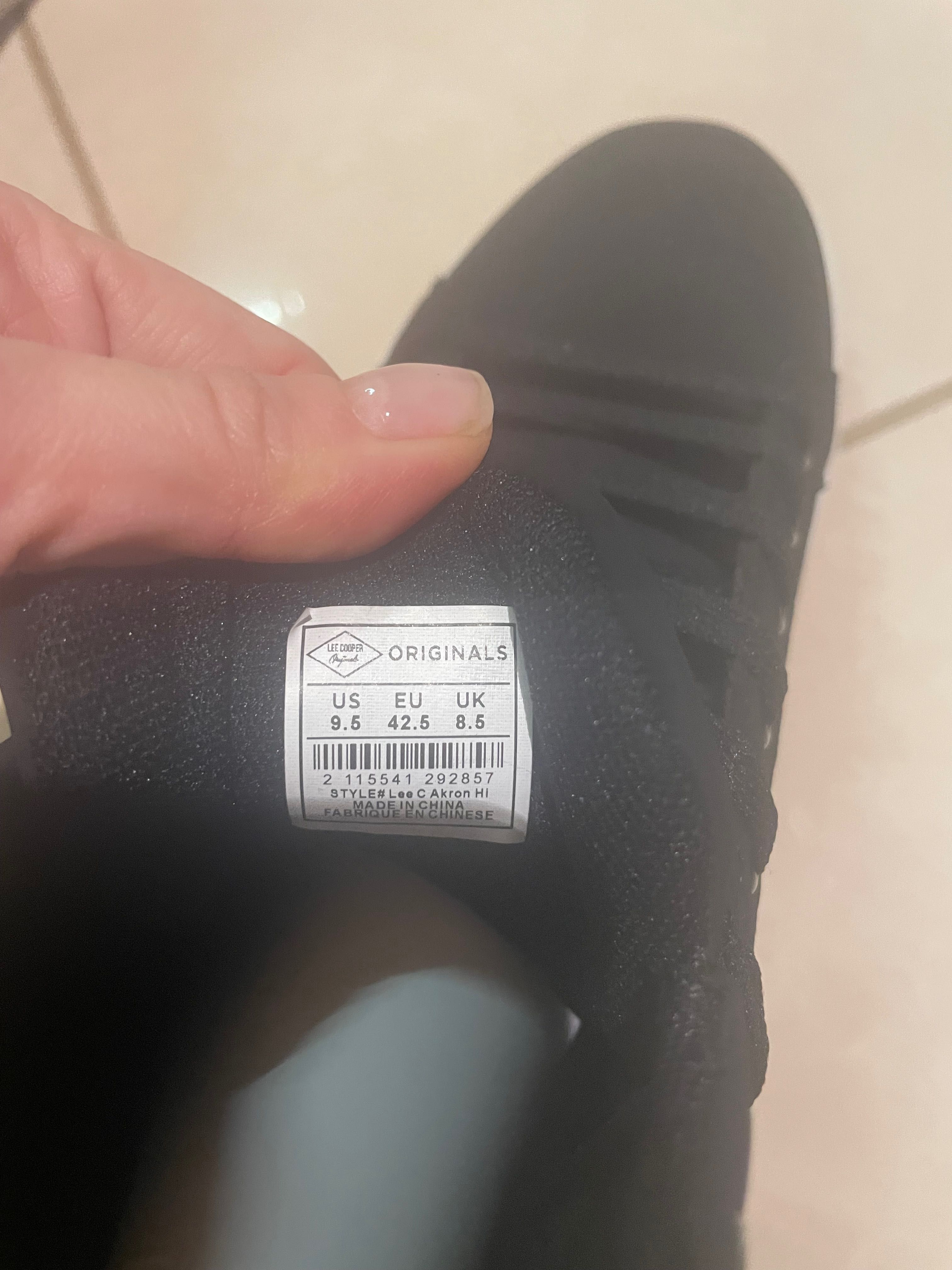 Продам кеды мужские Lee cooper