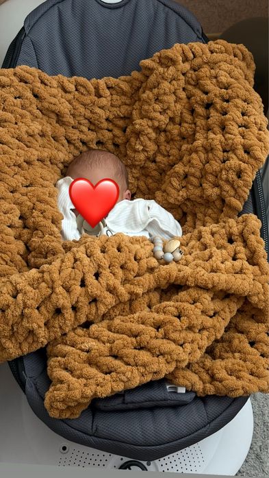 Заколисуючий центр , гойдалка , качеля, укачивающий цетр 4moms