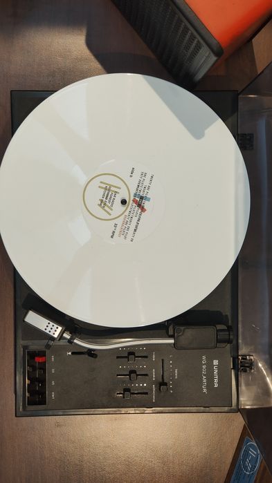 Gramofon Artur WG 902 Unitra + Głośnik + Plyty
