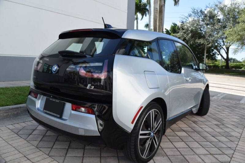 2015 BMW i3 Plug-in Hybrid
