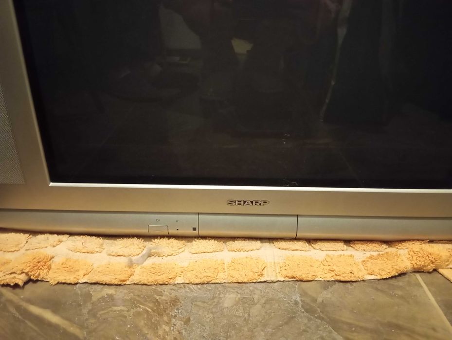 Televisão com comando