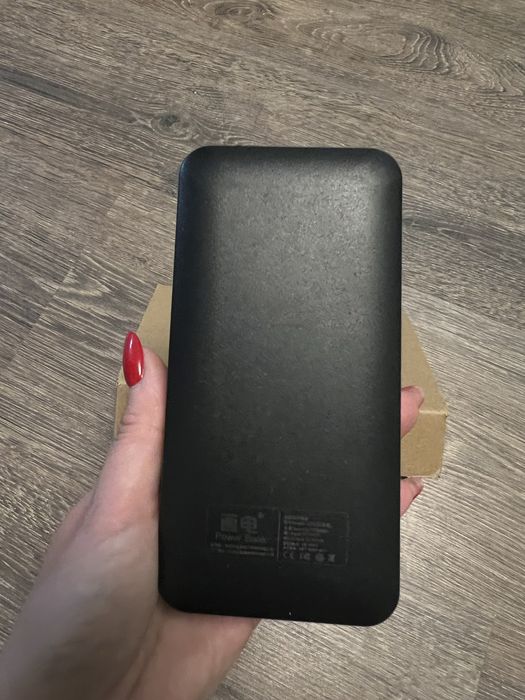 Павер банк Power Bank на 20000 mAh чорний