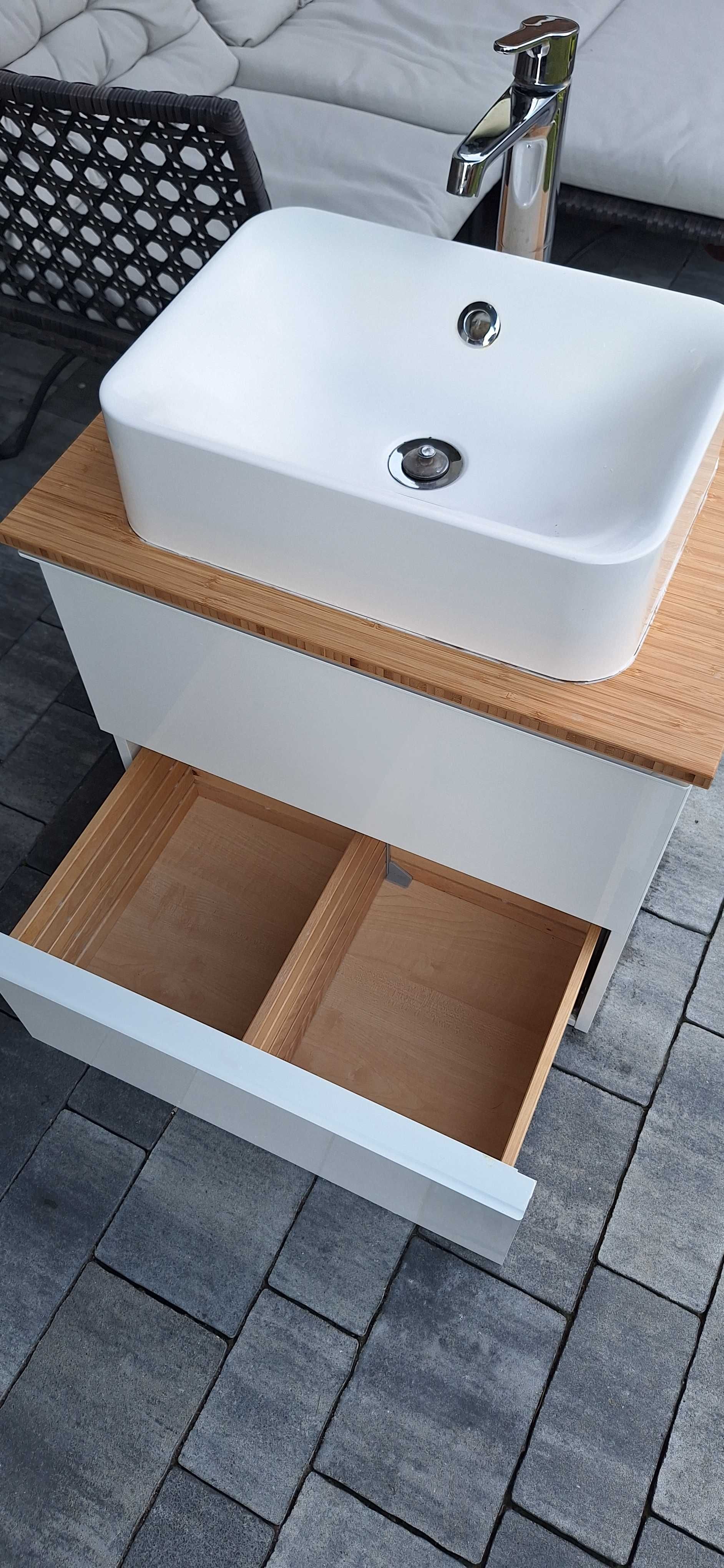 GODMORGON Szafka z umywalką i baterią IKEA