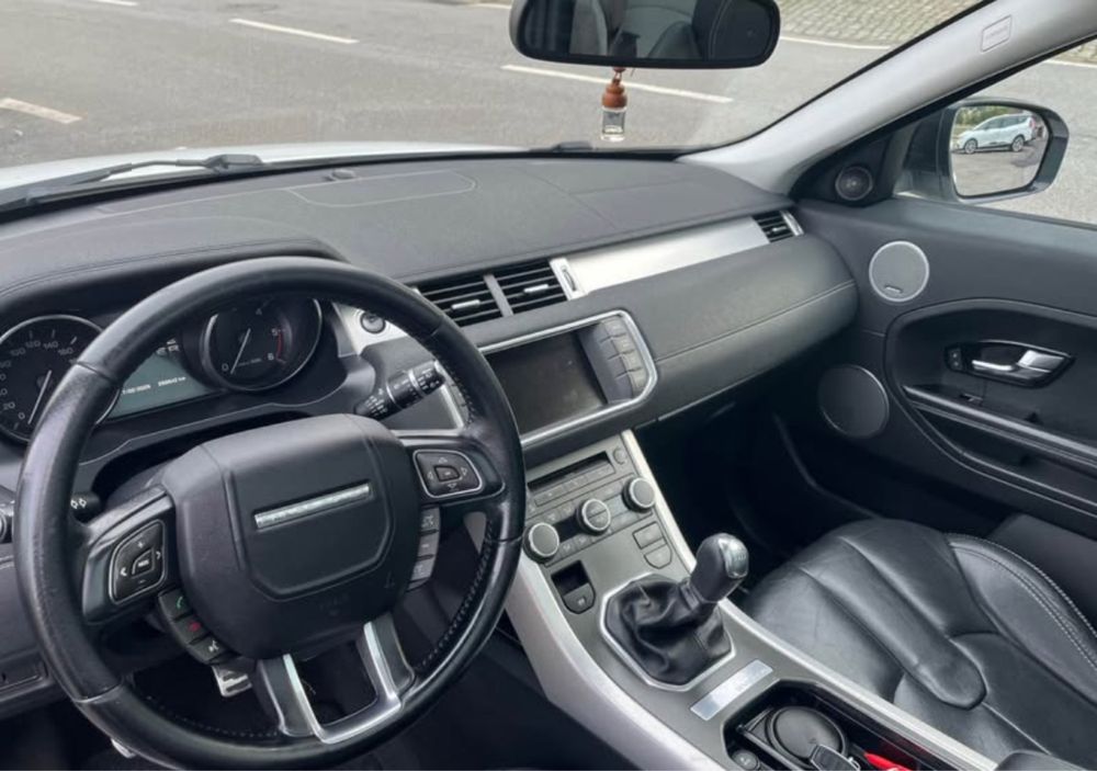 Range rover evoque