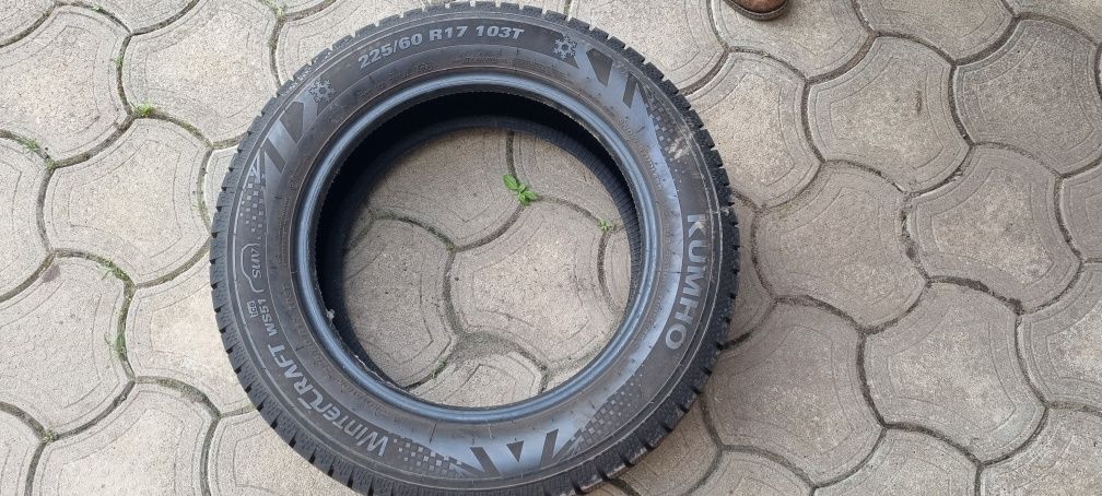 К-т зимових шин Kumho 226/60/17