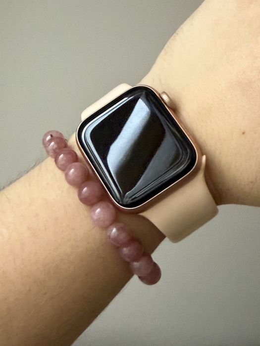 Apple watch SE 40 mm Pink Sand