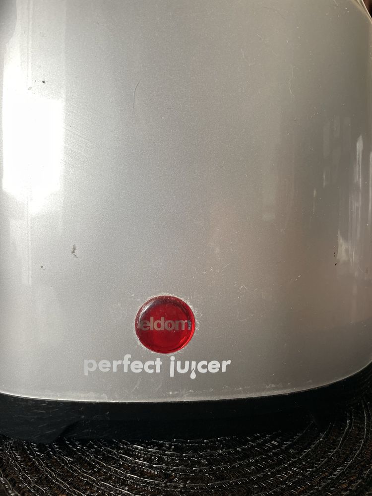 Wyciskarka wolnoobrotowa Eldom Perfect Juicer