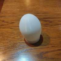 2x Sztuczne jajko plastikowe, do oznaczania nioskom miejsca niesienia