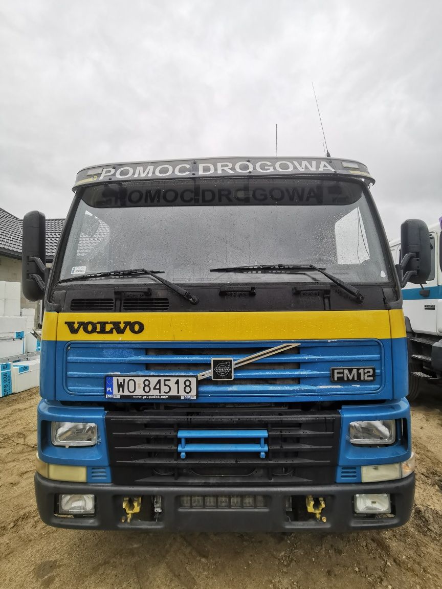 Volvo FM12 laweta pomoc drogowa