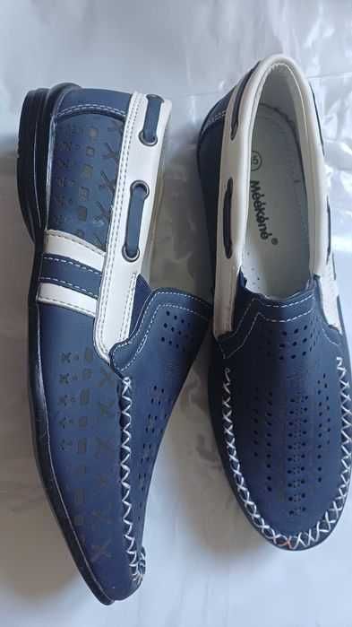 Туфли для мальчика 35 размер новые
Стелька 23 см