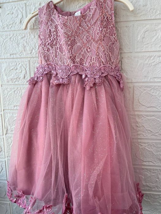 Святкове плаття на 2 рочки