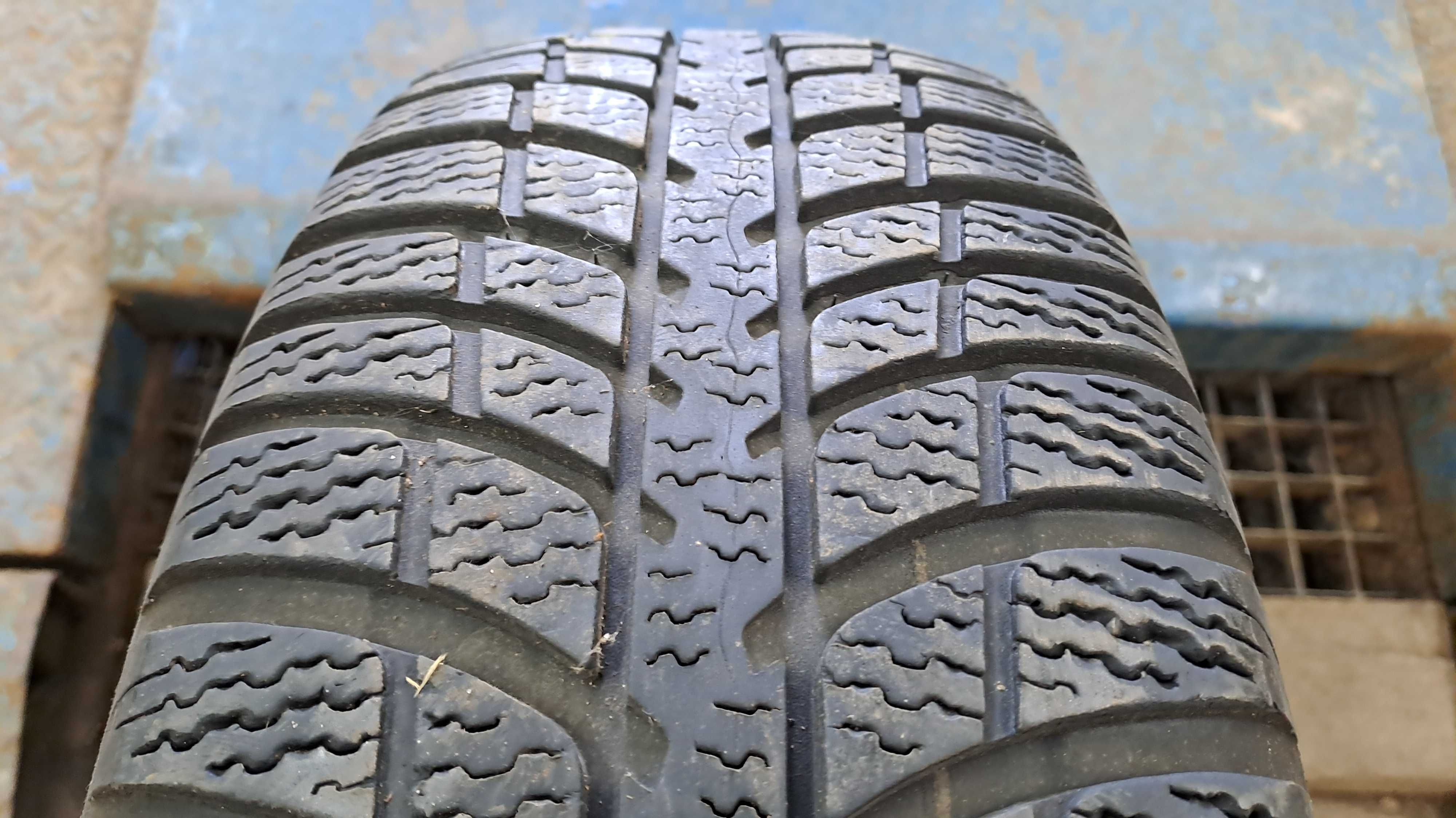 195/65r15 kumho i zen kw23 opona pojedyncza 1szt 6mm bieznik