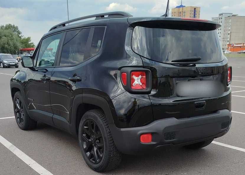 Jeep Renegade 2018 кросовер