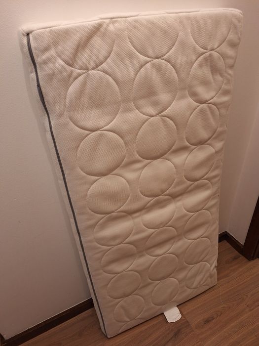 Colchão de berço + estrado