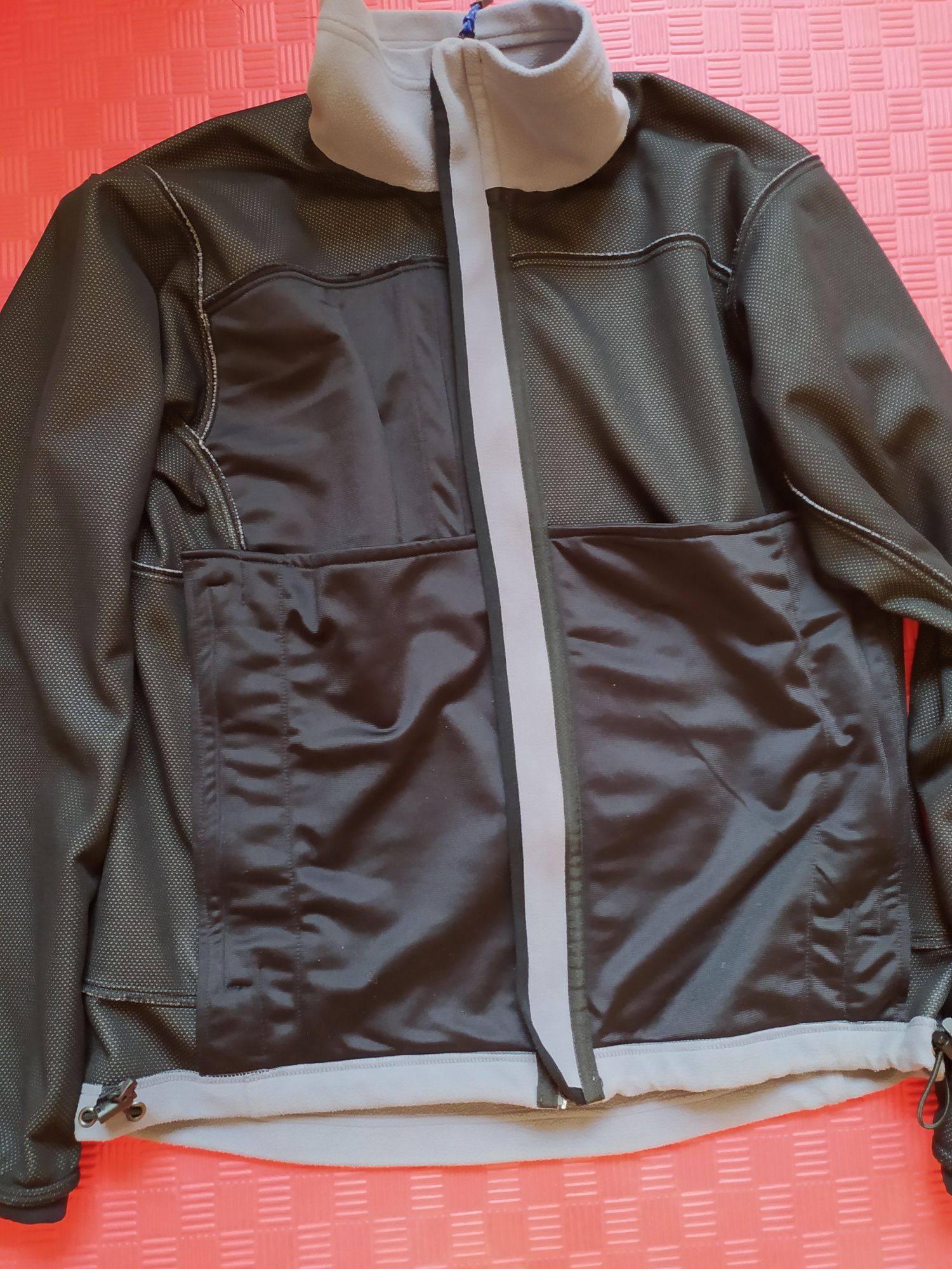 Haglofs windstopper куртка, розмір L.