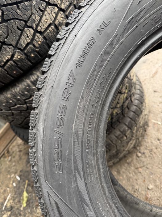 225 65 17 Nokian