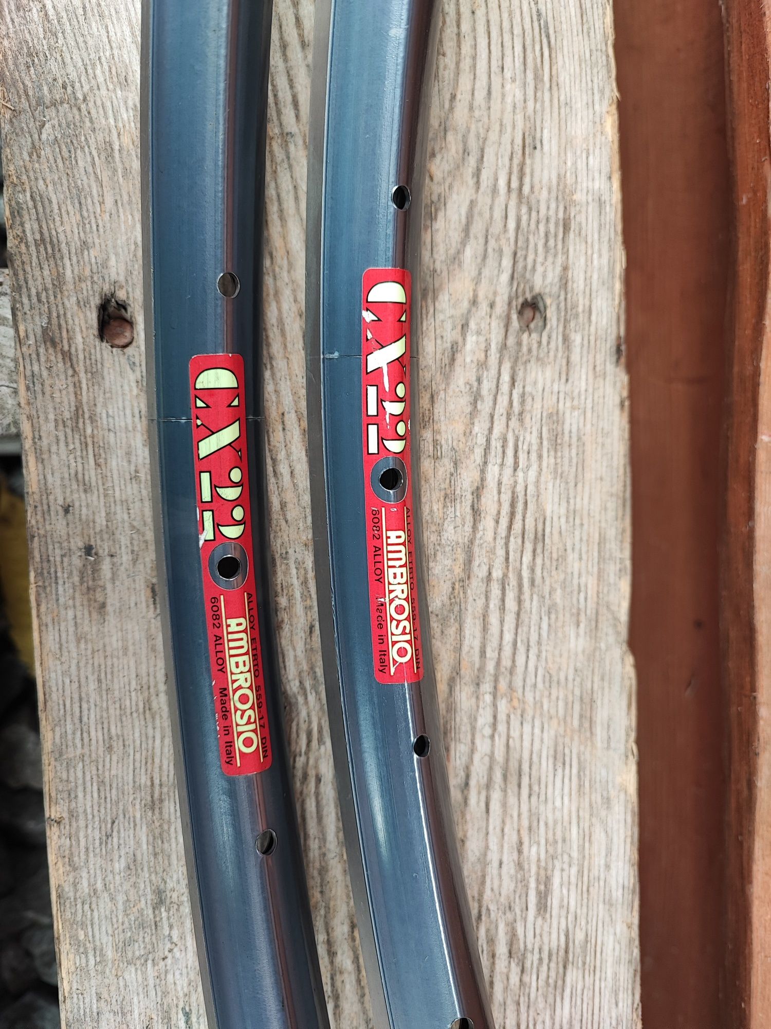 Komplet nowych obręczy kół rowerowych Ambrosio CX22 26"  32H Retro MTB