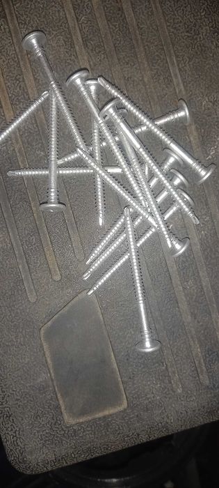 Parafusos de isolamentos