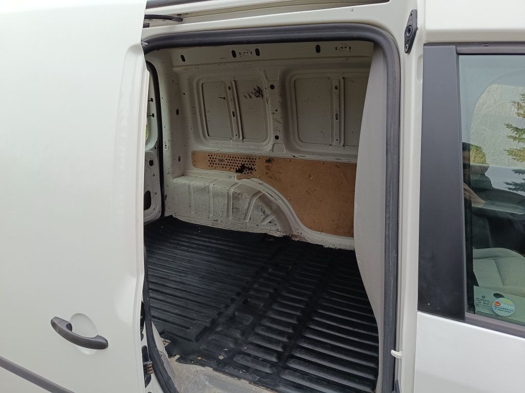 Volkswagen Caddy 1.9 105 km zadbany po serwisie