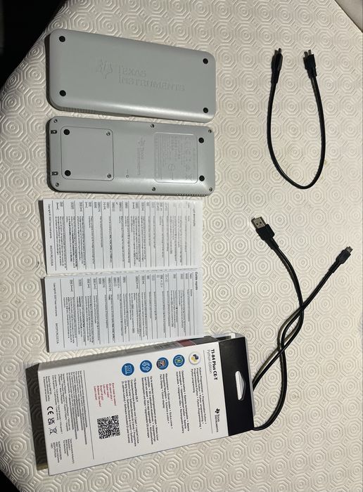 Calculadora grafica texas TI-84 plus CE -T