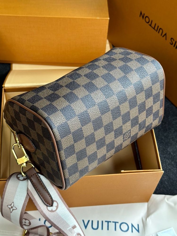 Сумочка в стиле LV Louis Vuitton Speedy Луи Виттон премиум