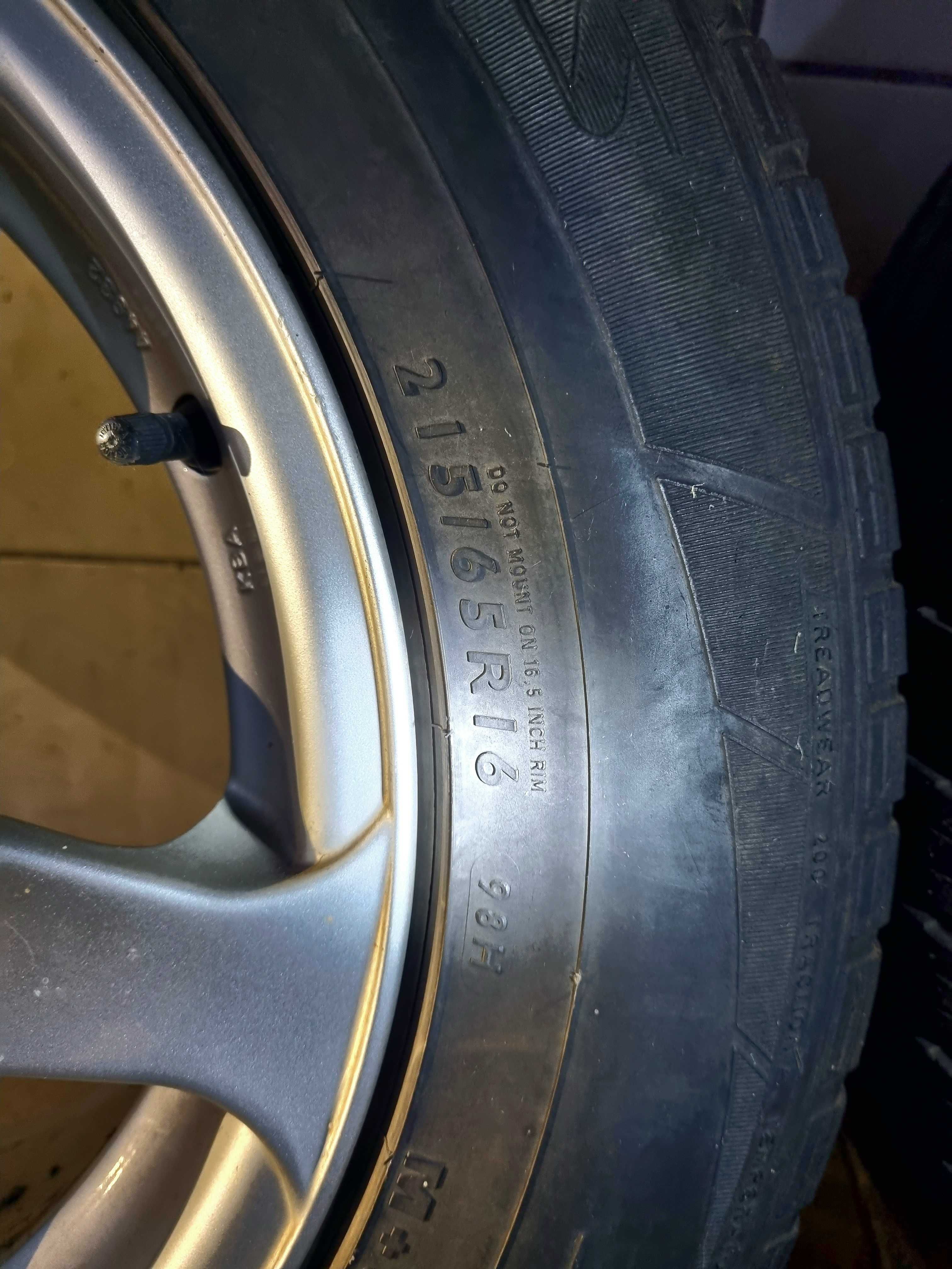 Komplet kół 16" Mitsubishi Pajero Pinin opony Dunlop 215/65 R16