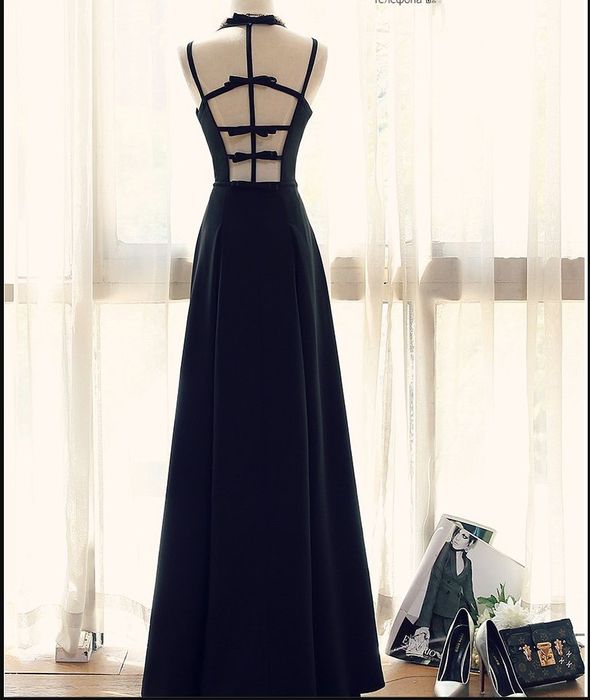 Вечернее элегантное платье