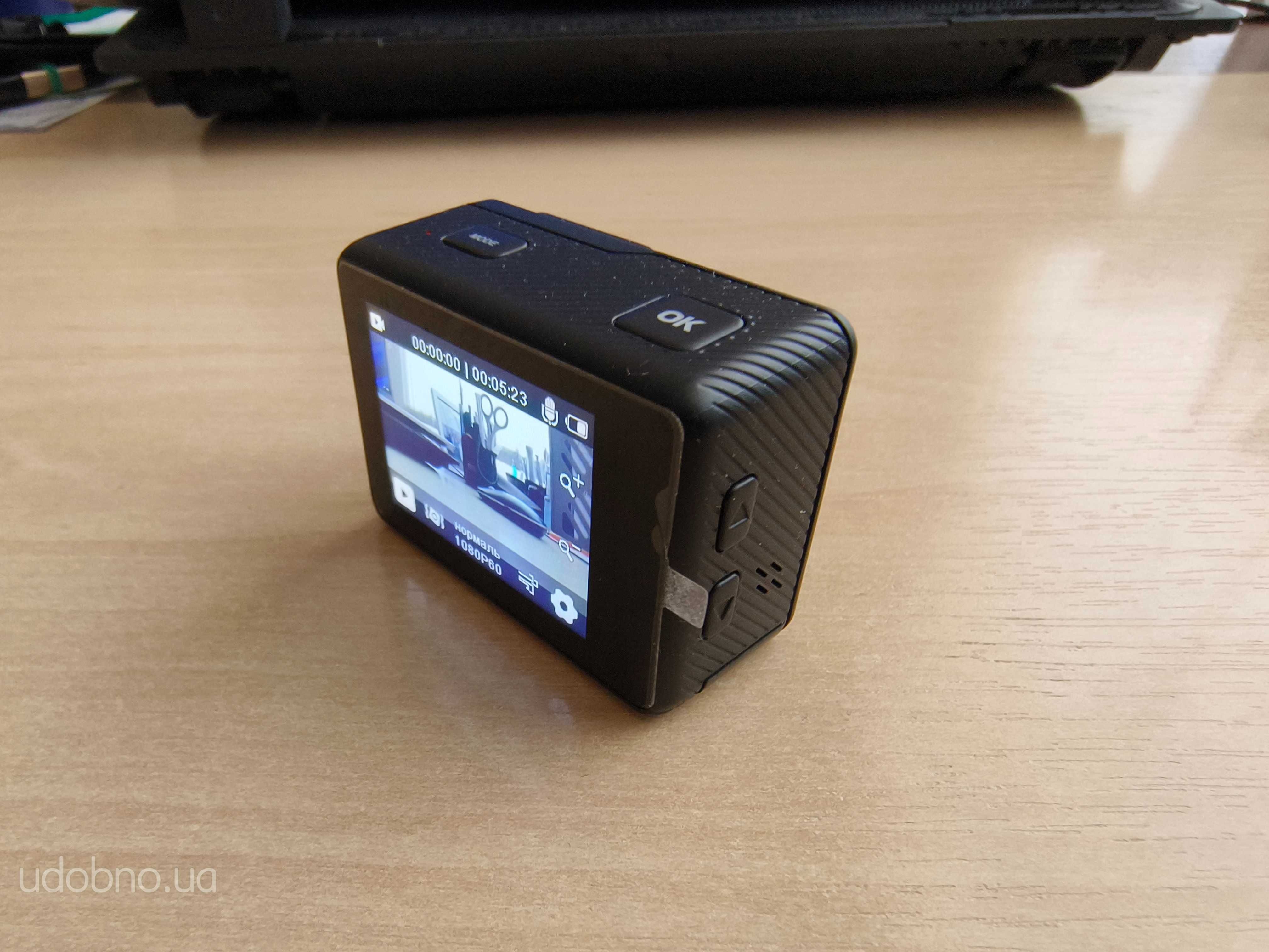 Нова екшн-камера Cerastes V39-5K action-camera 2 діспллеї