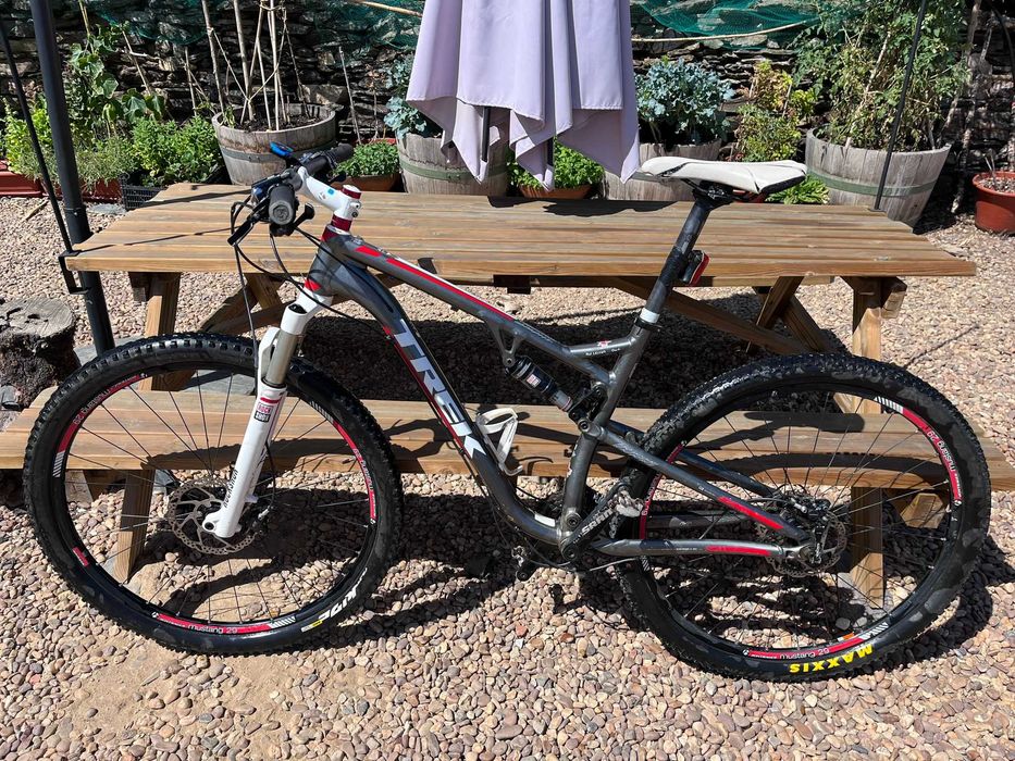 Bicicleta BTT Trek Superfly 7