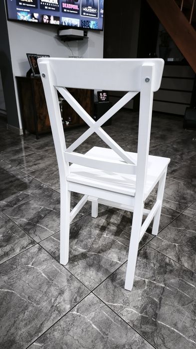 Stół + 4 krzesła kolor biały JYSK