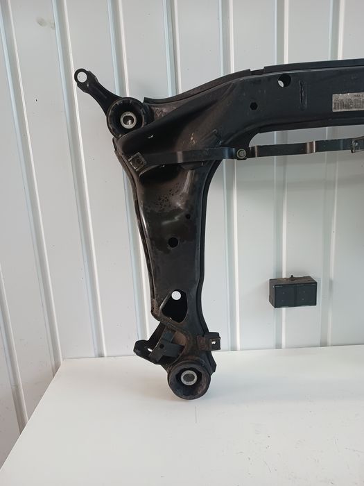 Sanki wózek kołyska silnika Audi A4 B7 2.0 TDI